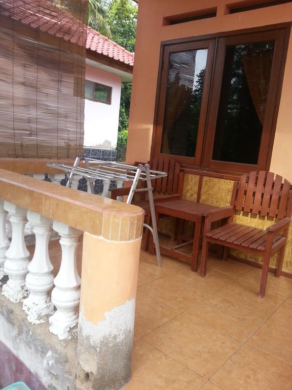 Kalinka Inn Gili Meno Exterior photo
