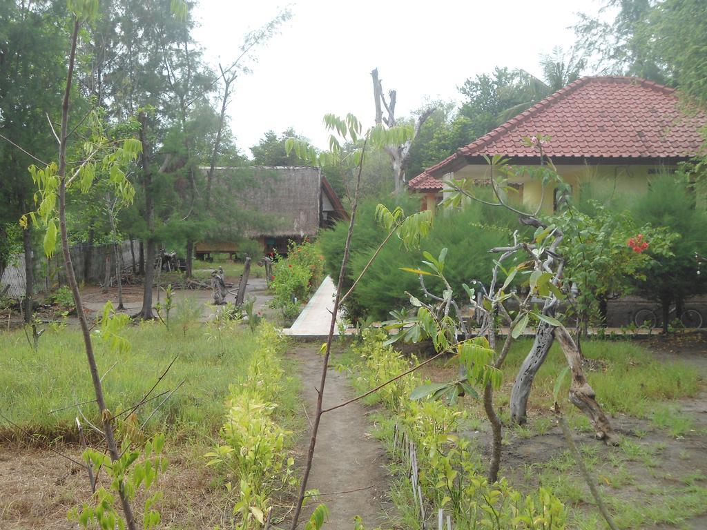 Kalinka Inn Gili Meno Exterior photo